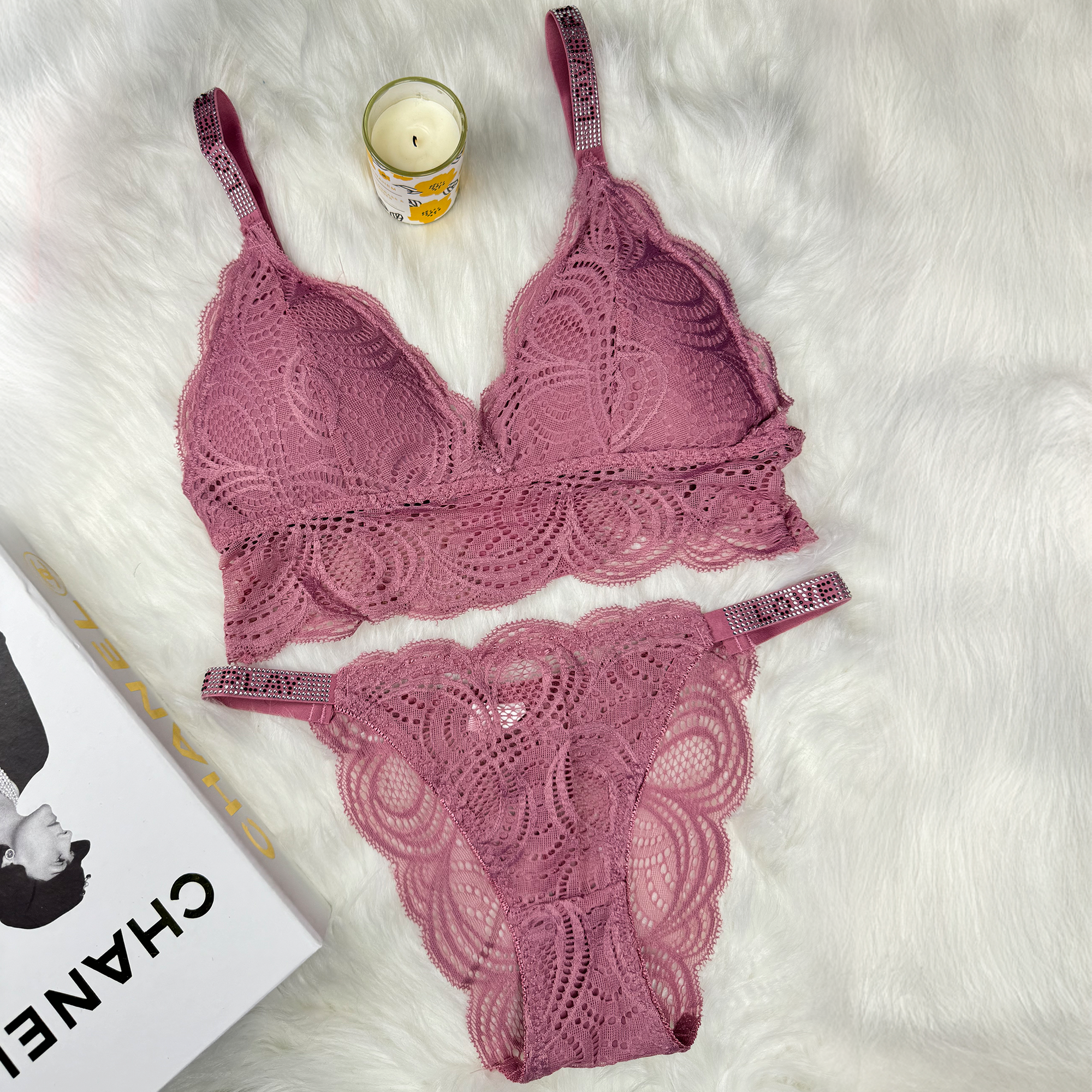 Sexy Bralette French Lace Deep V-neck Removable Padded Bra With Underwear