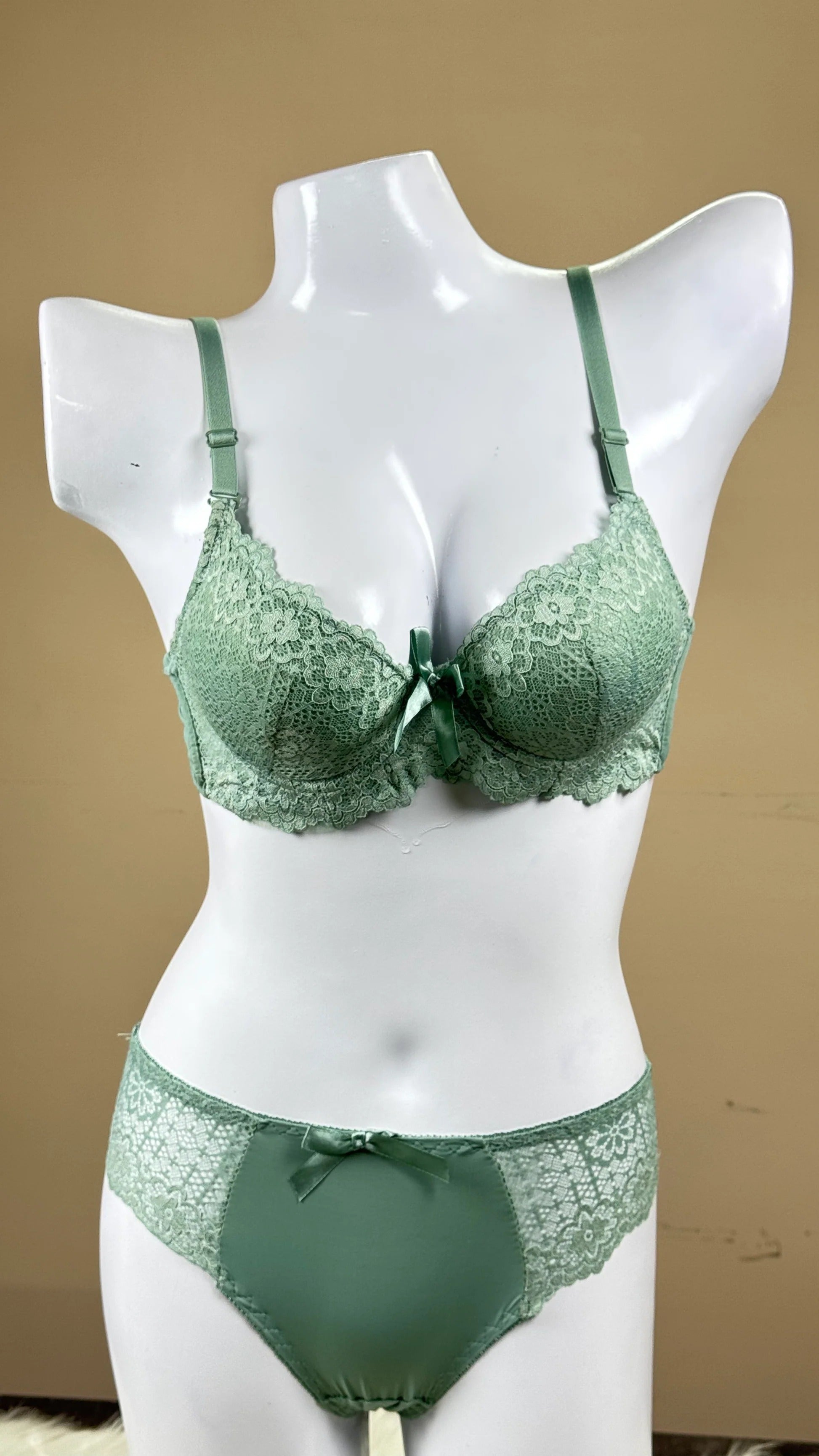 Premium Bridal Lace Bra and Panty Set with Light Foam Padding