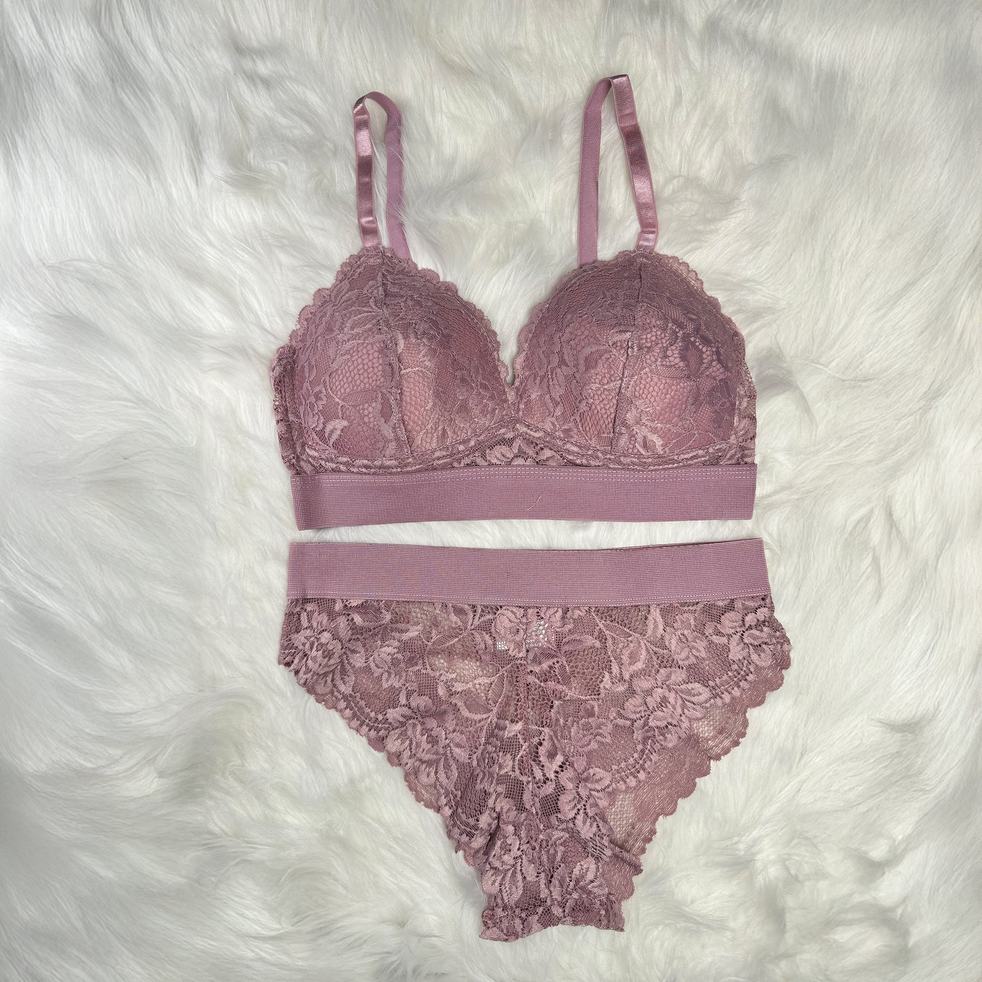 Premium Bridal Lace Padded Removable Bra with Same Lace Underwear