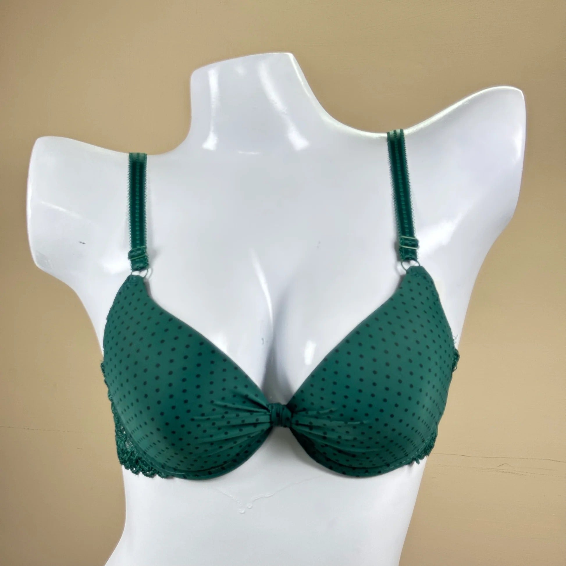 Beautiful Daily Wear Padded Push Up Bra with Side Lace