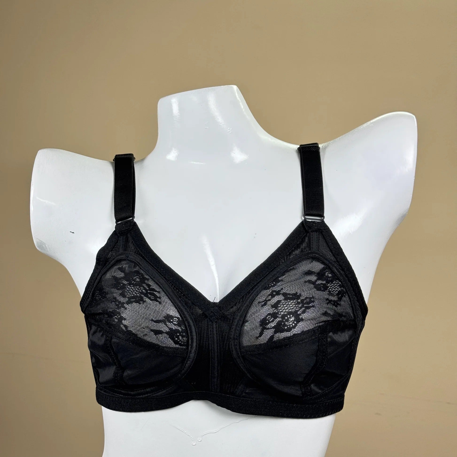 Plus Size Full Coverage Lacy Net Bra Soft & Breathable