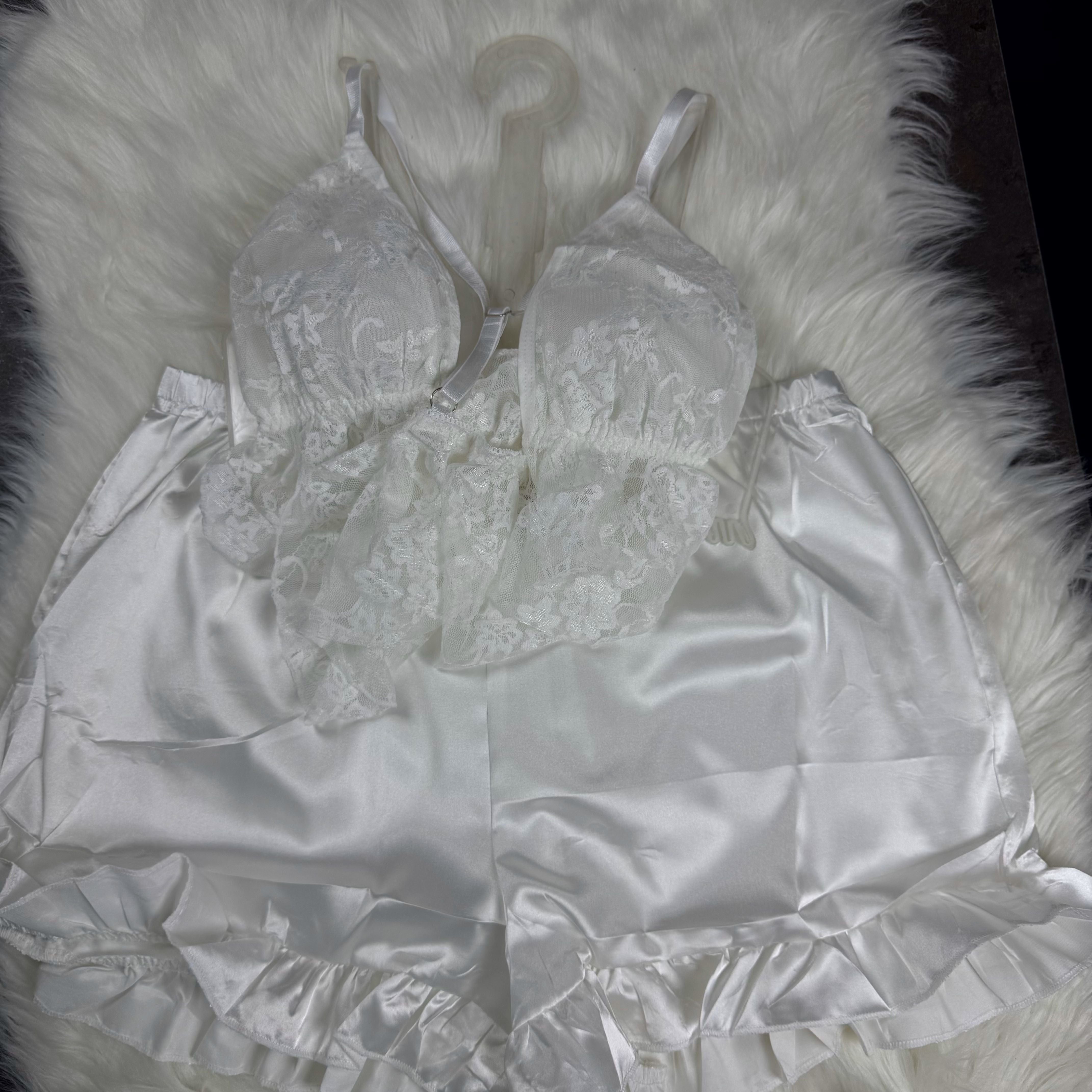Beautiful Lace High Quality Lingerie Set For Brides